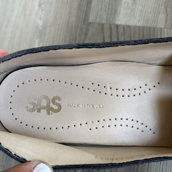 SAS Sonyo Heeled Slip Ons Portobello Patent Leather Taupe Made in USA Size 8.5 - Picture 7 of 14